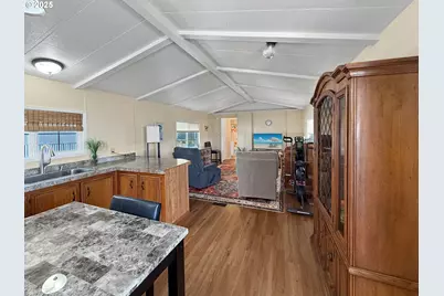 15765 Highway 101 #9, Brookings, OR 97415 - Photo 5