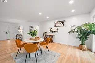 5431 SW 53rd Ave, Portland, OR 97221 - Photo 9