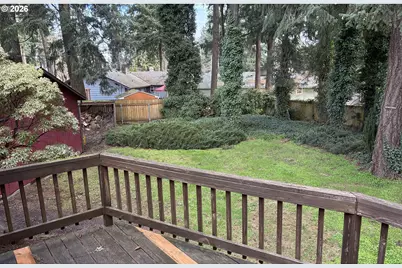 1742 SE 142nd Pl, Portland, OR 97233 - Photo 15