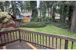 1742 SE 142nd Pl, Portland, OR 97233 - Photo 15