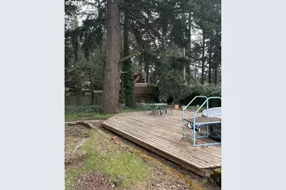 1742 SE 142nd Pl, Portland, OR 97233 - Photo 13