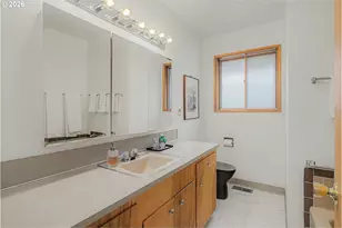 14045 NE Sacramento St, Portland, OR 97230 - Photo 17