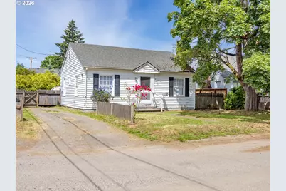 8005 SE Malden St, Portland, OR 97206 - Photo 1
