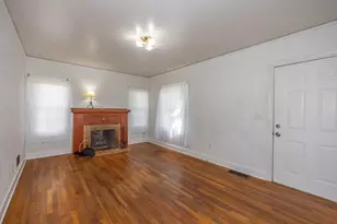 8005 SE Malden St, Portland, OR 97206 - Photo 3