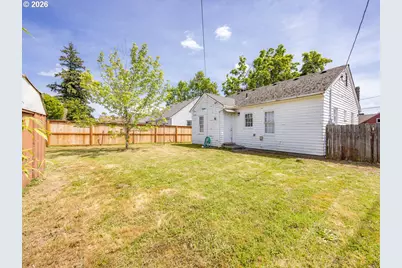 8005 SE Malden St, Portland, OR 97206 - Photo 13