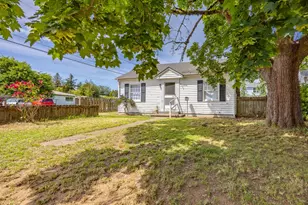 8005 SE Malden St, Portland, OR 97206 - Photo 17