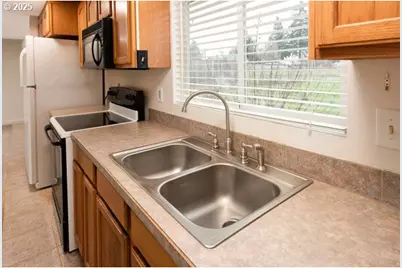 1750 Taney St, Eugene, OR 97402 - Photo 17