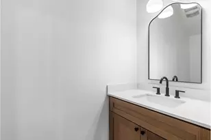 2084 N Watts St, Portland, OR 97217 - Photo 7