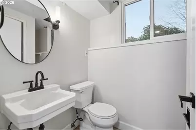 5555 SW Dover Ct, Portland, OR 97225 - Photo 35