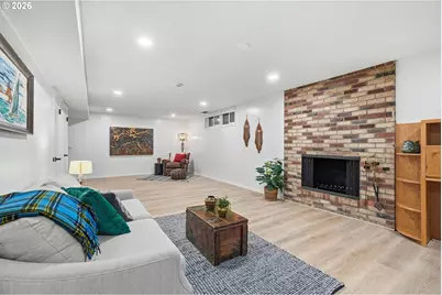 5555 SW Dover Ct, Portland, OR 97225 - Photo 33