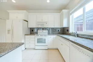 3329 Lake Wood Dr, Eugene, OR 97408 - Photo 11