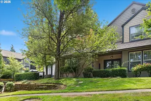 1401 SW Edgefield Meadows Ct, Troutdale, OR 97060 - Photo 23