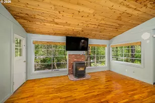 49091 Salt Creek Rd, Oakridge, OR 97463 - Photo 11