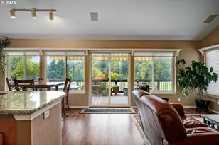 528 Creekside Dr, Salem, OR 97306 - Photo 13