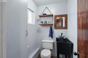 3226 SW Isaac Ave, Pendleton, OR 97801 - Photo 29