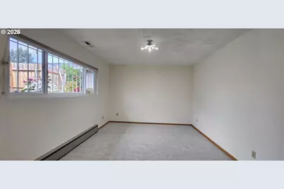 16055 SW Queen Victoria Pl, Portland, OR 97224 - Photo 7