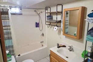 75 W Main St, Lowell, OR 97452 - Photo 9