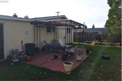 75 W Main St, Lowell, OR 97452 - Photo 17