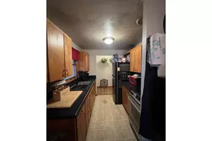 18630 SE Yamhill Cir, Portland, OR 97233 - Photo 3