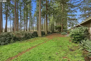 18630 SE Yamhill Cir, Portland, OR 97233 - Photo 17