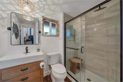 111 S Dolphin St, Rockaway Beach, OR 97136 - Photo 23