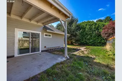 327 SW Main Ct, Warrenton, OR 97146 - Photo 23