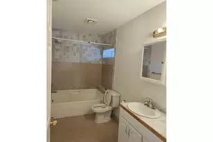 327 SW Main Ct, Warrenton, OR 97146 - Photo 5