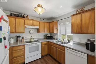 3840 Buccaneer Ln, North Bend, OR 97459 - Photo 11
