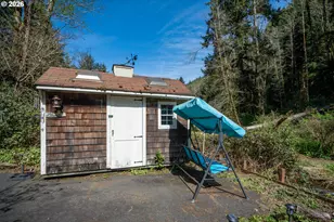 1415 N Alvord Ln, Otis, OR 97368 - Photo 47
