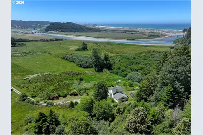 94665 N Bank Pistol River Rd, Gold Beach, OR 97444 - Photo 9