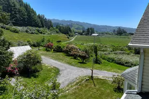 94665 N Bank Pistol River Rd, Gold Beach, OR 97444 - Photo 19