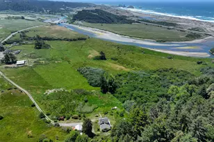 94665 N Bank Pistol River Rd, Gold Beach, OR 97444 - Photo 21