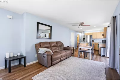 879 SW Junction Pl, Gresham, OR 97080 - Photo 5