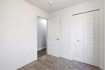879 SW Junction Pl, Gresham, OR 97080 - Photo 15