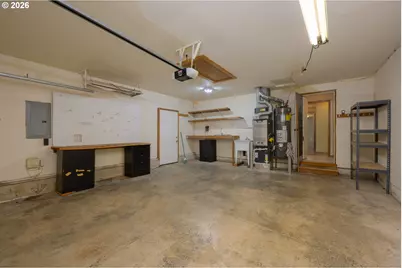 205 E Myrtlewood Ct, Newberg, OR 97132 - Photo 29