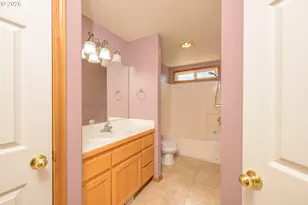 205 E Myrtlewood Ct, Newberg, OR 97132 - Photo 19