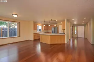 205 E Myrtlewood Ct, Newberg, OR 97132 - Photo 3
