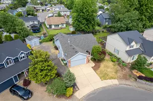 205 E Myrtlewood Ct, Newberg, OR 97132 - Photo 41