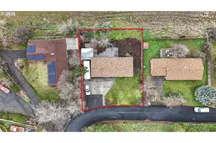 11 NE Nelson Dr, Pendleton, OR 97801 - Photo 5