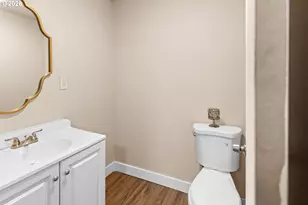 11 NE Nelson Dr, Pendleton, OR 97801 - Photo 27