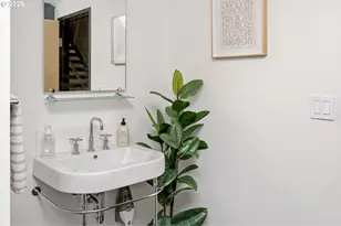 1400 NW Irving St, Portland, OR 97209 - Photo 21