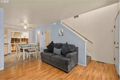 101 Cornell Ave, Gladstone, OR 97027 - Photo 9