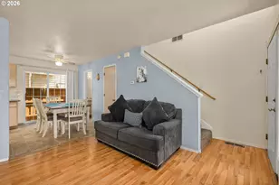 101 Cornell Ave, Gladstone, OR 97027 - Photo 9