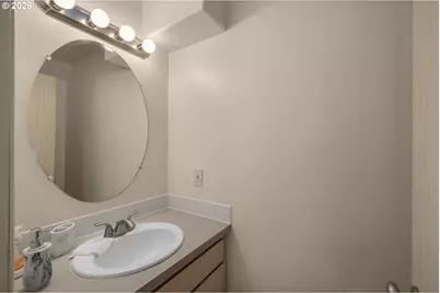 101 Cornell Ave, Gladstone, OR 97027 - Photo 17