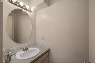 101 Cornell Ave, Gladstone, OR 97027 - Photo 17