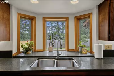 833 Rhododendron Dr, Florence, OR 97439 - Photo 11