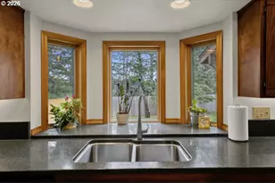 833 Rhododendron Dr, Florence, OR 97439 - Photo 11