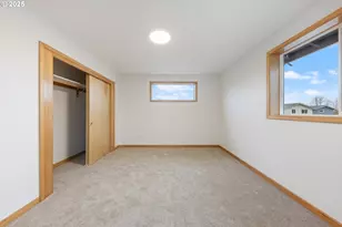 5272 Forest Ln, Eugene, OR 97402 - Photo 15