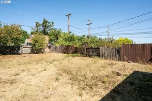 2760 E St, Springfield, OR 97477 - Photo 33
