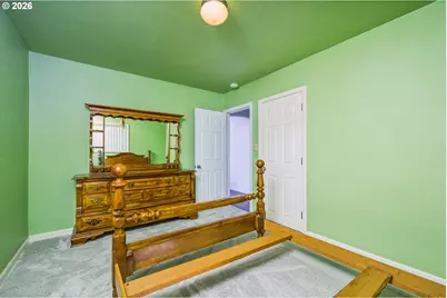 2760 E St, Springfield, OR 97477 - Photo 17